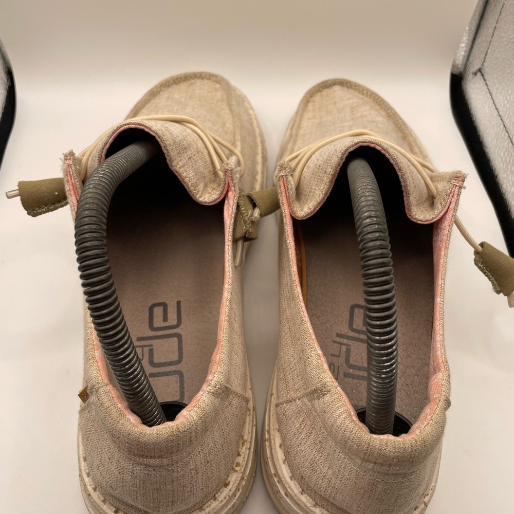 Hey Dude Wendy Chambray White loafers women’s size 8 - Picture 6 of 9